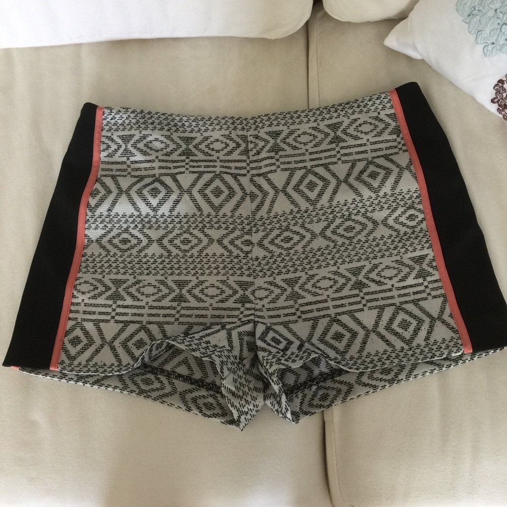 Bebe White Tribal Shorts